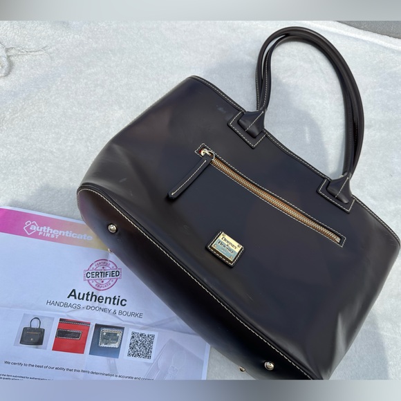 Authenticated Dooney & Bourke Brown Leather Tote Bag - Picture 1 of 14